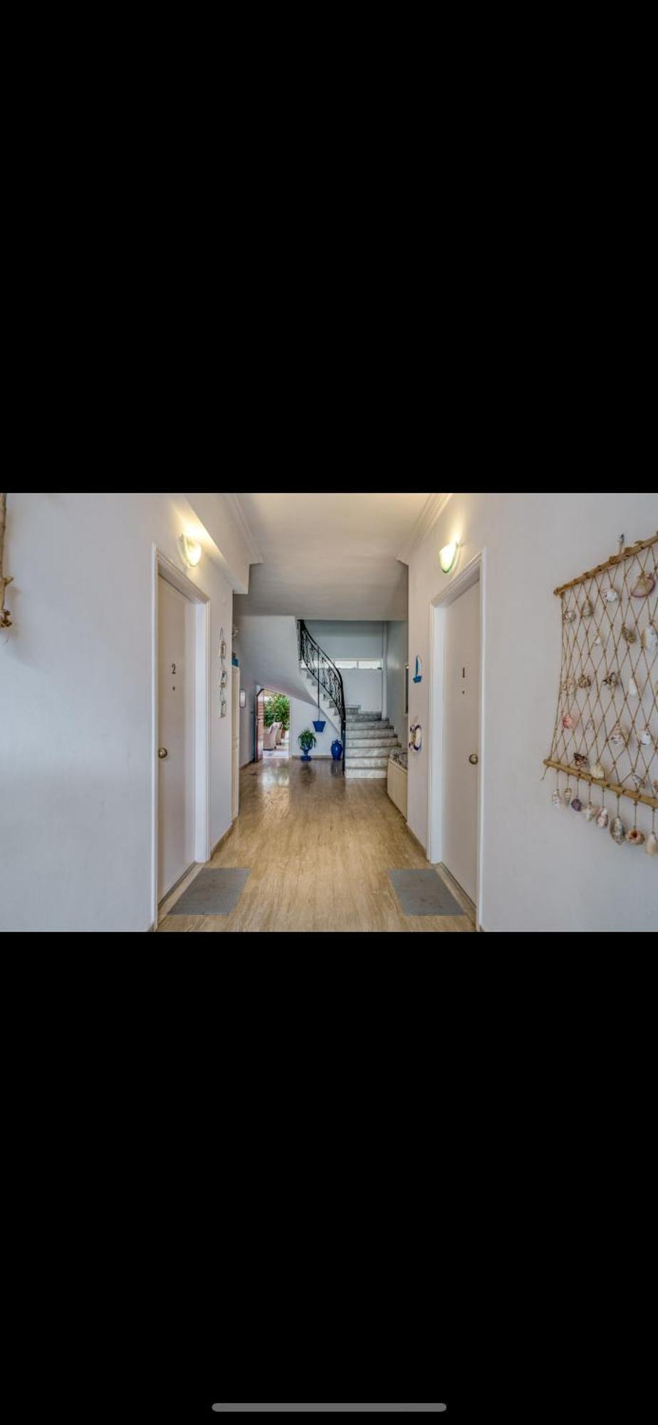 Nostos Apartment, With A Spacious Backyard Луца Экстерьер фото